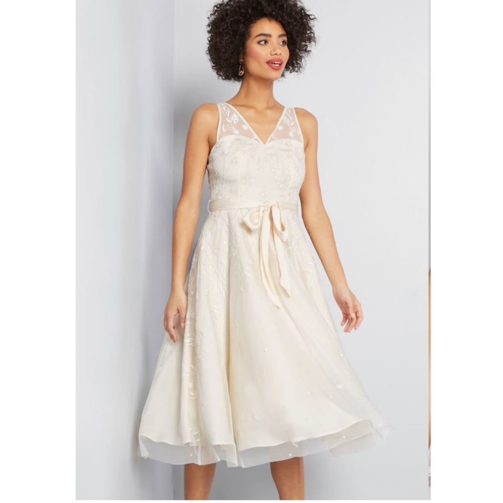 ModCloth Ivory Midi Dress - Picture 2 of 5